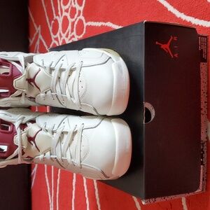 Air Jordan Retro 6